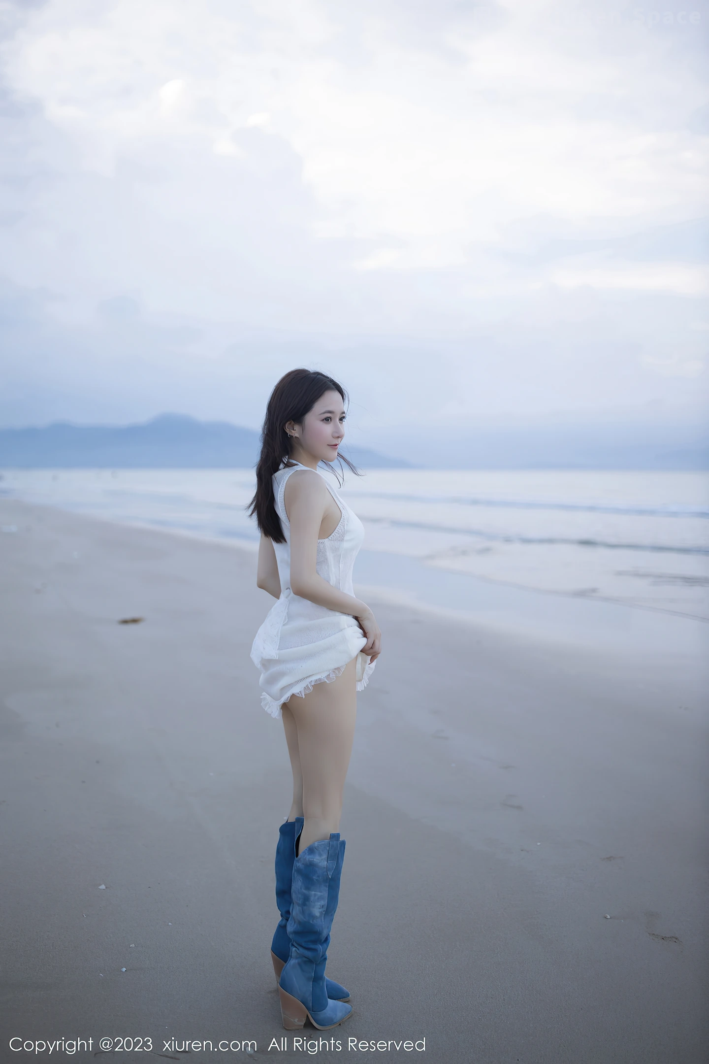 图片[3]-[XiuRen秀人网]2023.06.02 VOL.6852 鱼子酱Fish 白色透视连身背心加比基尼泳装性感私房写真集-秀人网官方网站